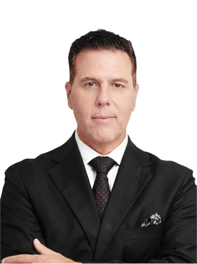 นายคอร์ราโด จาควินโต