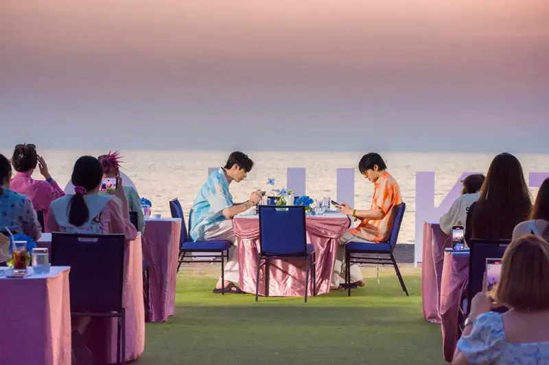 Rojukiss จัดงาน One Day Trip เที่ยวแบบใกล้ชิด เก็บโมเมนต์สุดฟิน กับซีนุนิว